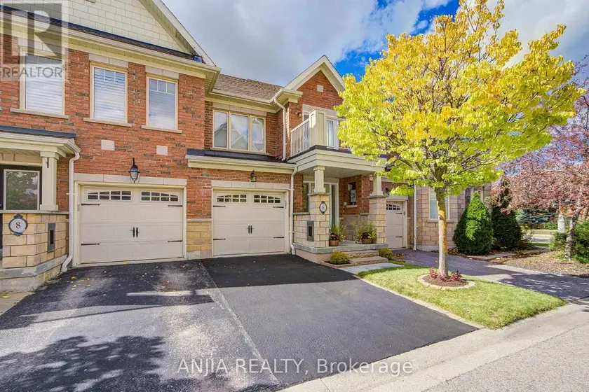 Townhouse at 6 EXPEDITION CRESCENT, Whitchurch-Stouffville