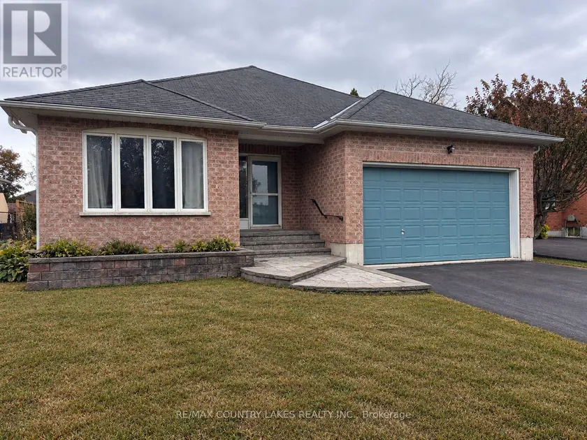 Detached at 43 ELMWOOD AVENUE, Brock