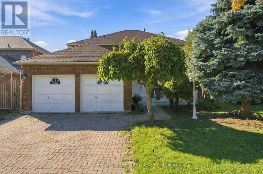 Detached at 8 MALLORY AVENUE, Markham