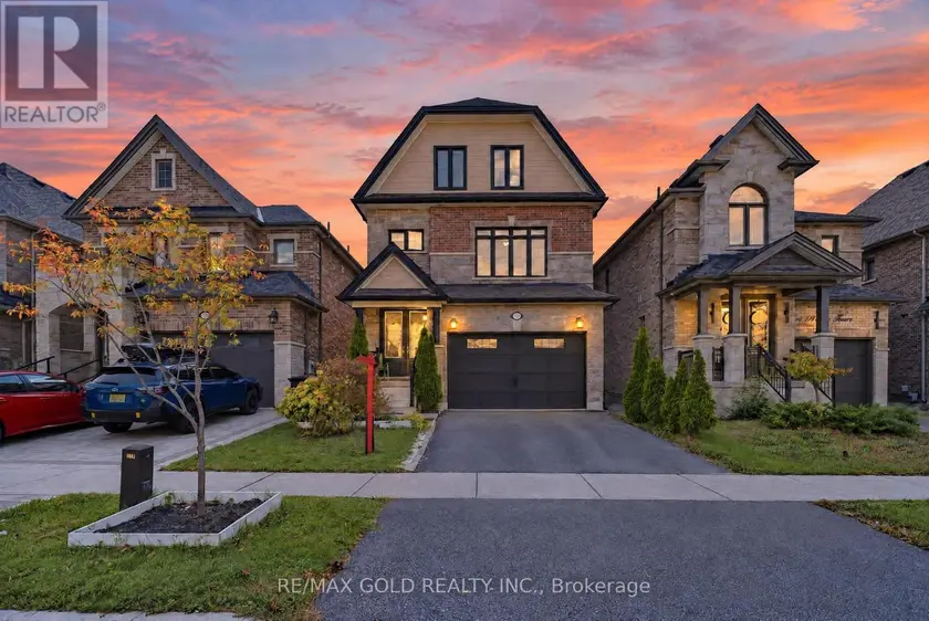 Detached at 236 EIGHTH AVENUE, New Tecumseth