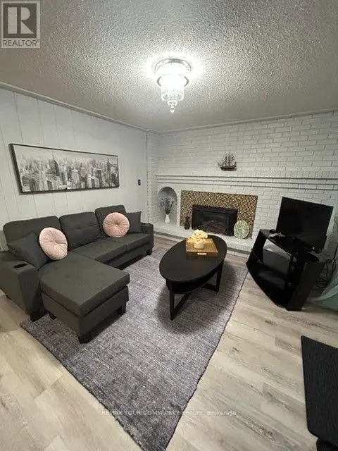 Detached at 77 GARDEN AVENUE, Richmond Hill