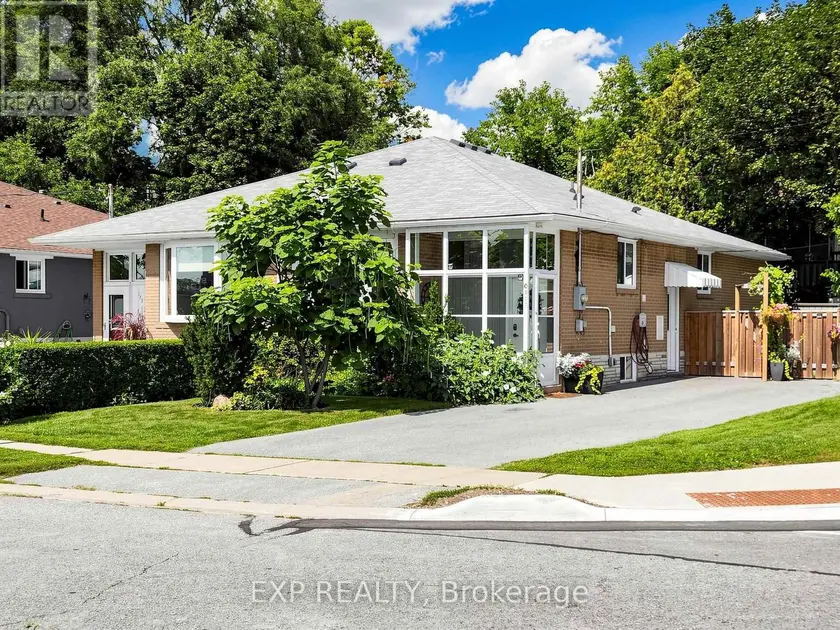 Semi-Detached/Link at 175 PENN AVENUE, Newmarket