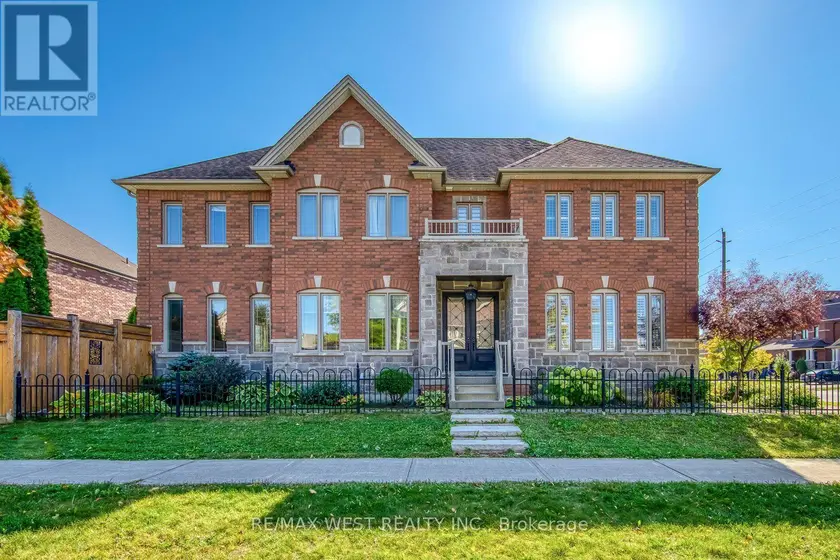 Detached at 213 EIGHT AVENUE, New Tecumseth