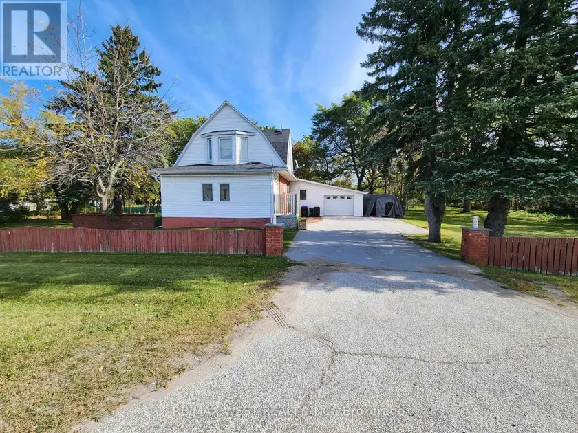 Detached at 5427 YONGE STREET, Innisfil