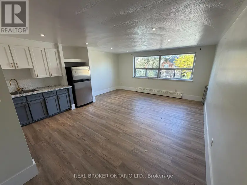 Apartment at 202 - 50 BENSON AVENUE, Richmond Hill