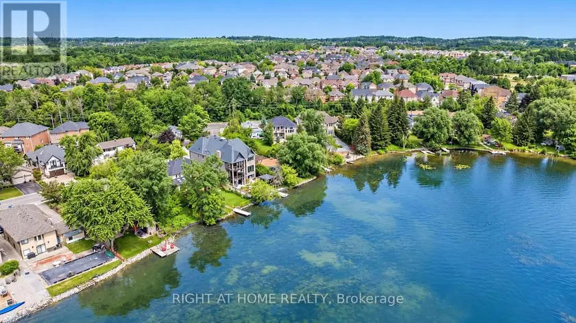 Detached at 429 NORTH LAKE ROAD, Richmond Hill