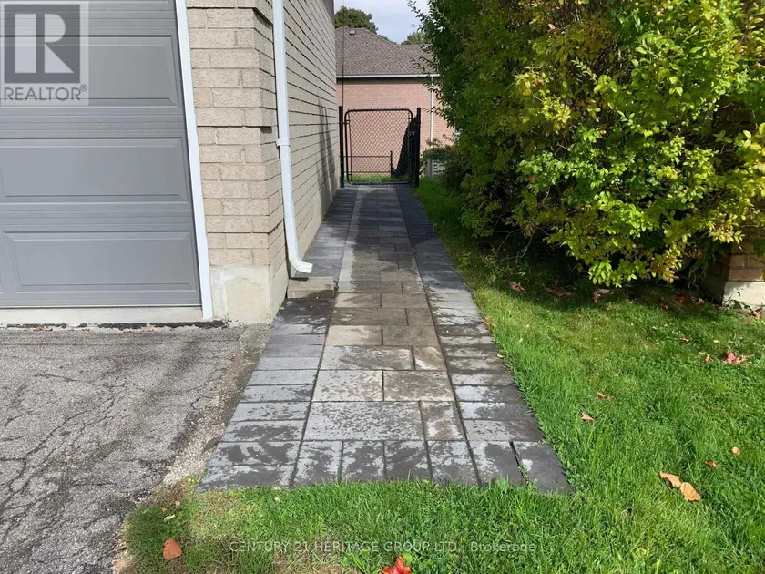 Detached at WALK-OUT BASEMENT - 337 CARRUTHERS AVENUE, Newmarket