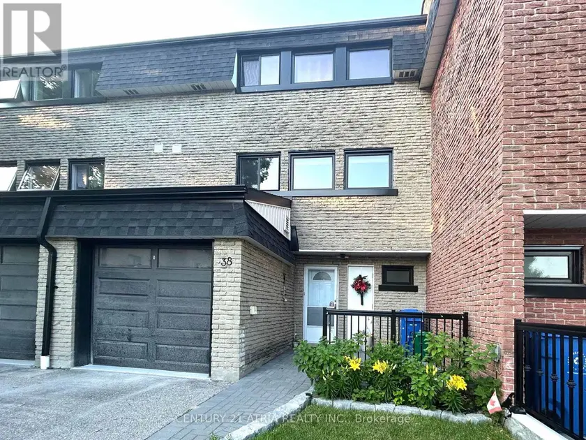 Townhouse at 38 HENDERSON DRIVE, Aurora