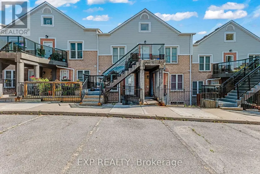 Townhouse at 28 - 115 MAIN STREET S, Newmarket