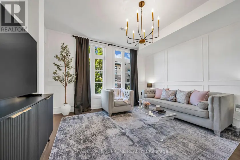 Townhouse at 43 - 8167 KIPLING AVENUE, Vaughan