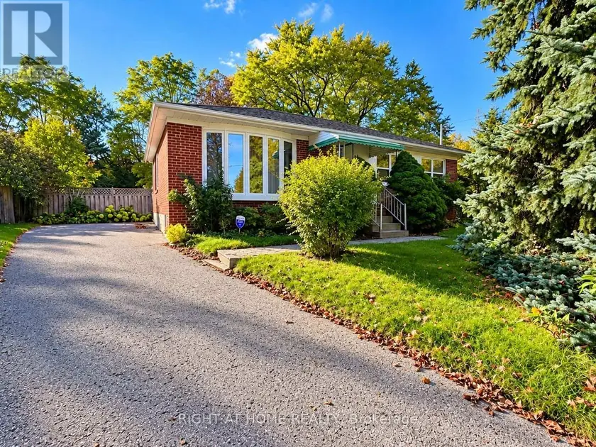 Detached at MAIN FLOOR - 72 MONKSWOOD CRESCENT, Newmarket