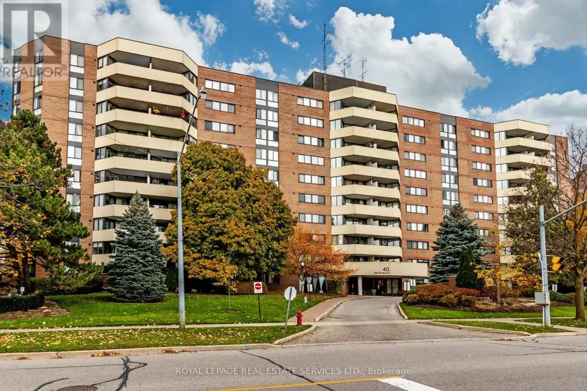 Apartment at 313 - 40 BAIF BOULEVARD, Richmond Hill