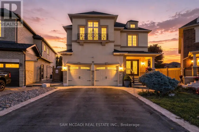 Detached at 35 TIANA COURT, Vaughan