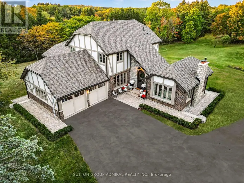 Detached at 8400 19TH SIDEROAD, King