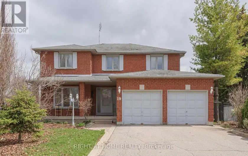 Detached at 19 WESTERN SKIES COURT, Vaughan