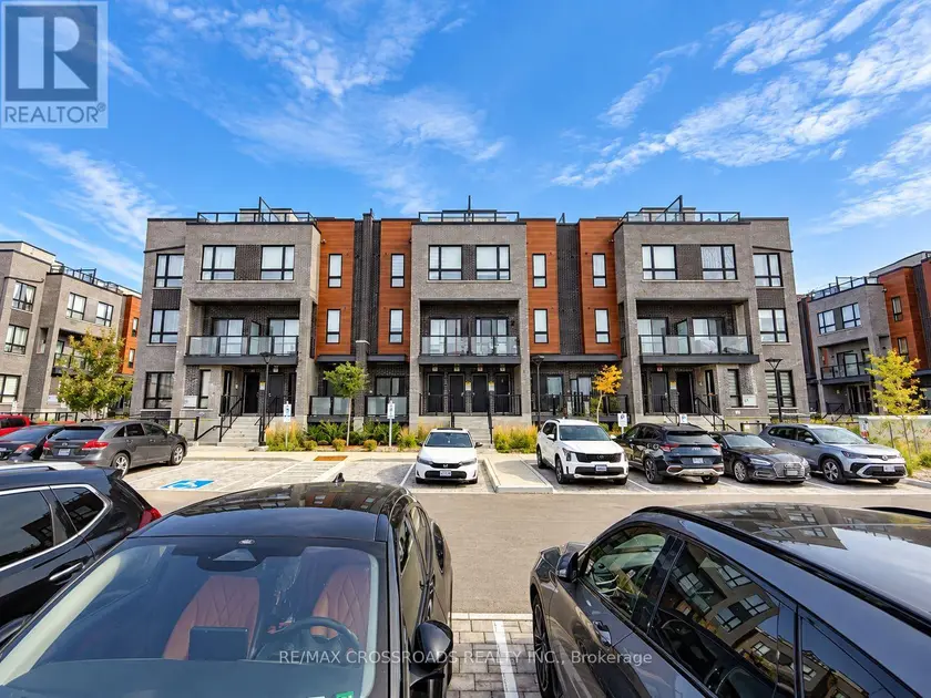 Townhouse at 8 - 11 LYTHAM GREEN CIRCLE, Newmarket