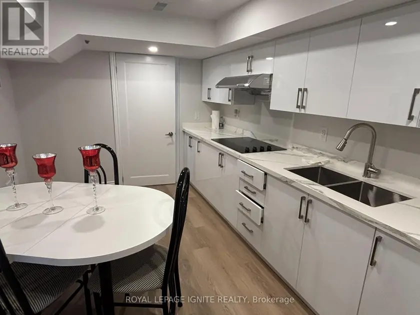 Townhouse at BSMT - 37 CAMINO DRIVE, Vaughan