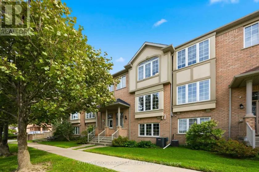 Townhouse at 4 - 71 PUCCINI DRIVE, Richmond Hill
