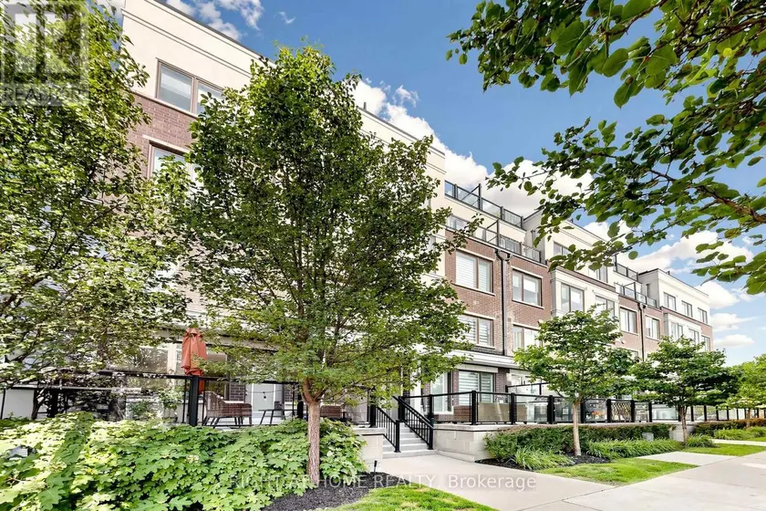 Townhouse at 75 - 400 ALEX GARDNER CIRCLE, Aurora