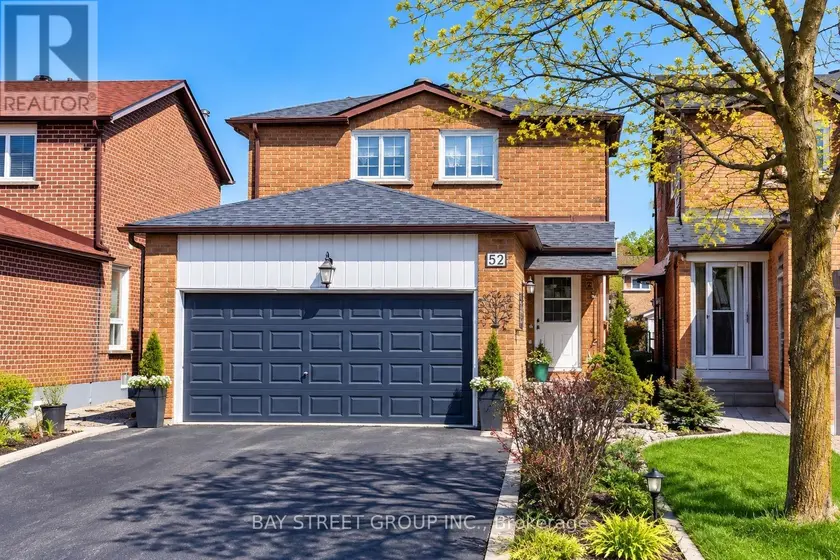 Detached at 52 HORNCHURCH CRESCENT, Markham