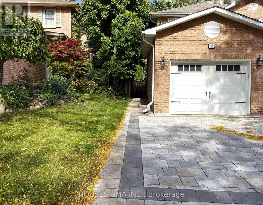 Detached at LOWER - 16 MENDYS FOREST STREET, Aurora