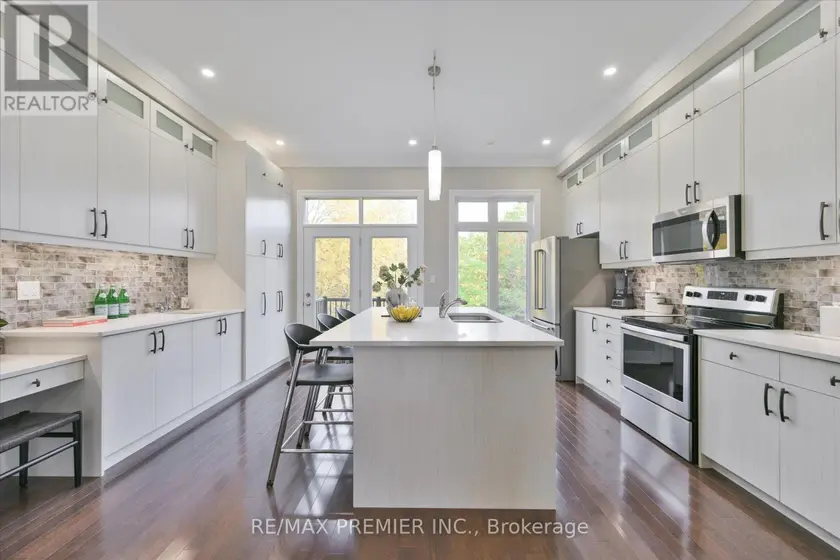 Townhouse at 86 GOLDEN TRAIL, Vaughan