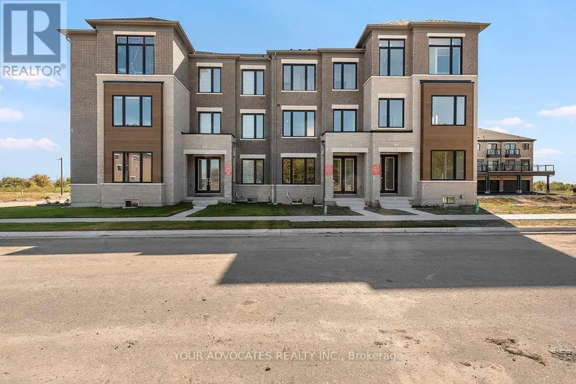 Townhouse at 5 GEORGE CROSSLEY AVENUE, Markham