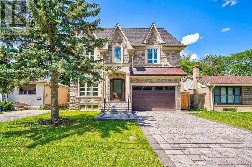 Detached at 82 CARTIER CRESCENT, Richmond Hill