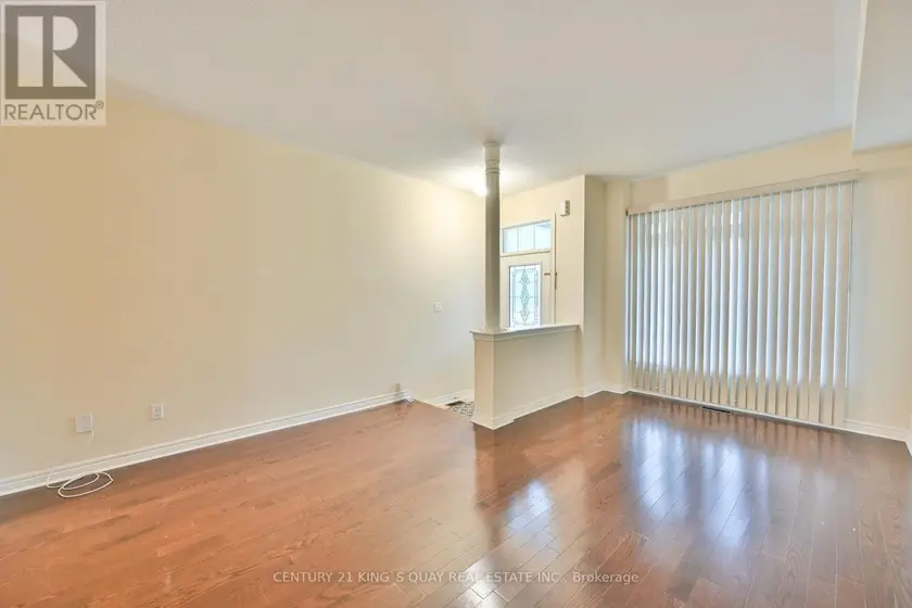 Townhouse at 10 LUNDIGAN DRIVE, Georgina