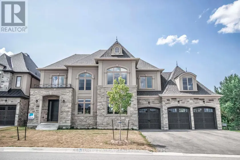 Detached at 122 BURNS BOULEVARD, King