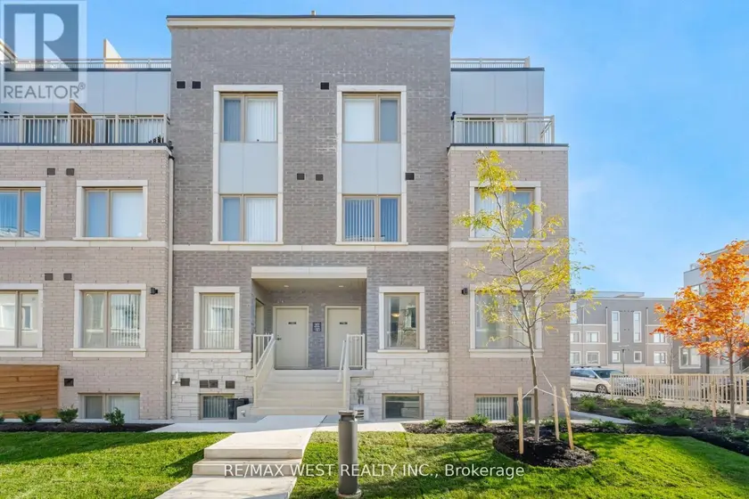 Townhouse at 195 - 141 HONEYCRISP CRESCENT, Vaughan