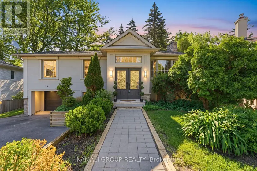 Detached at 61 LAWNWOOD COURT, Richmond Hill