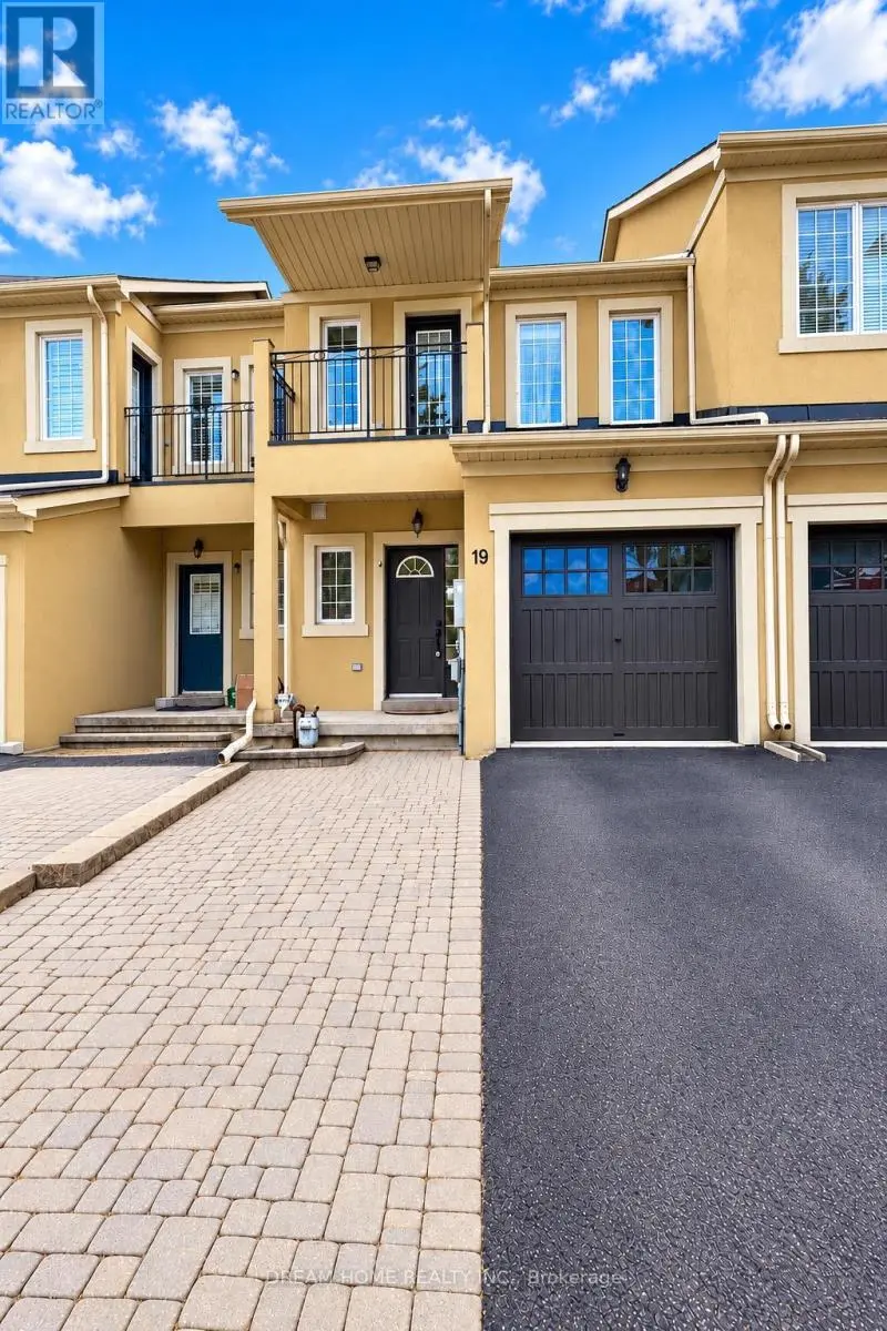 Townhouse at 19 RUSTIC AVENUE, Richmond Hill