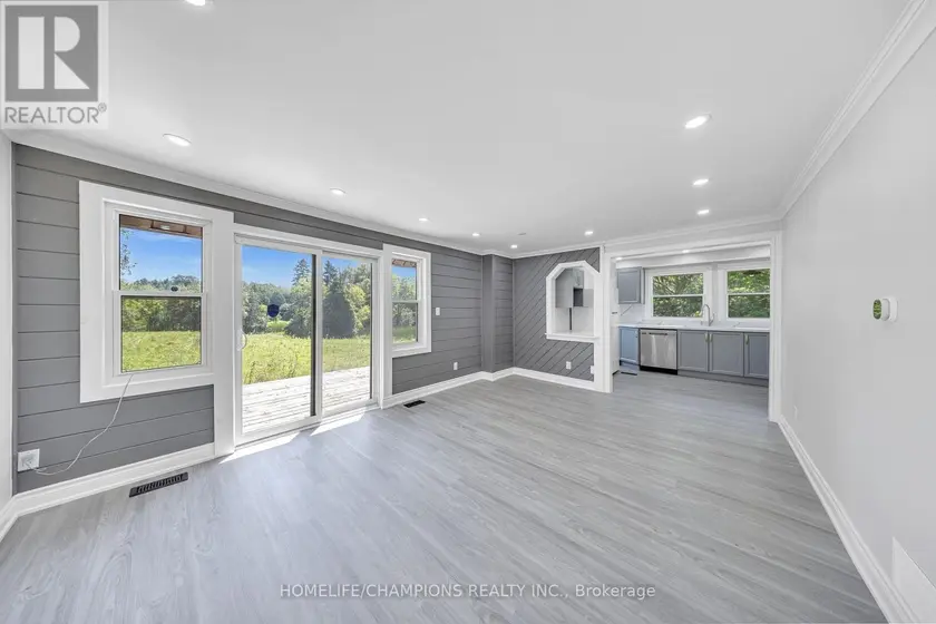 Detached at 997 MOUNT ALBERT ROAD, East Gwillimbury