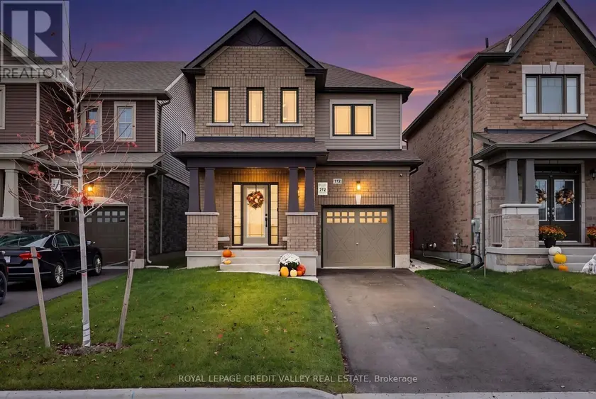 Detached at 112 LORNE THOMAS PLACE, New Tecumseth