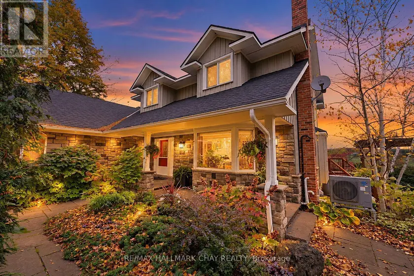 Detached at 5424 3RD LINE, New Tecumseth