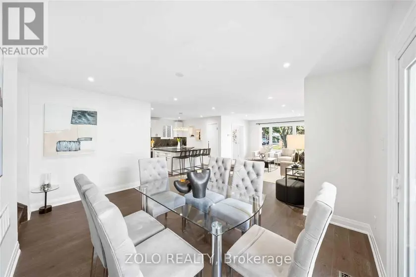 Detached at 20 EASTMAN CRESCENT, Newmarket