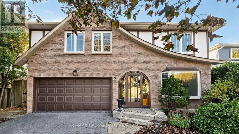 Detached at 27 HAGERMAN BOULEVARD, Markham
