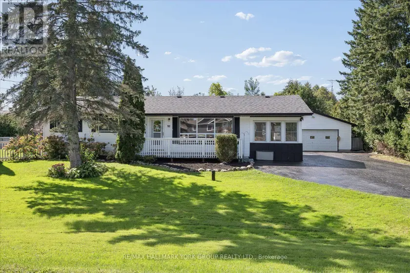 Detached at 92 SUNSET BEACH ROAD, Georgina