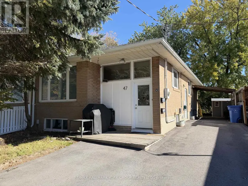Semi-Detached/Link at LOWER - 47 LONGFORD DRIVE, Newmarket