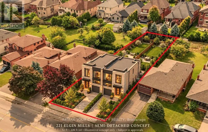 Detached at 221 ELGIN MILLS ROAD W, Richmond Hill