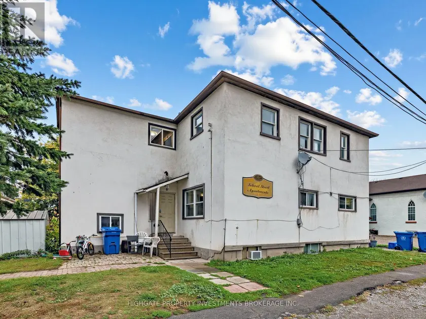 Multiplex at 5 - 8 SCHOOL STREET, East Gwillimbury