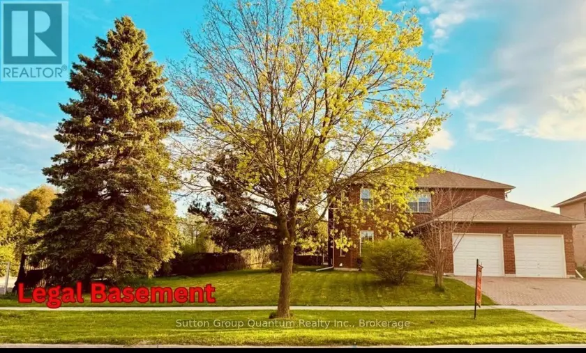 Detached at 243 MURRAY DRIVE, Aurora