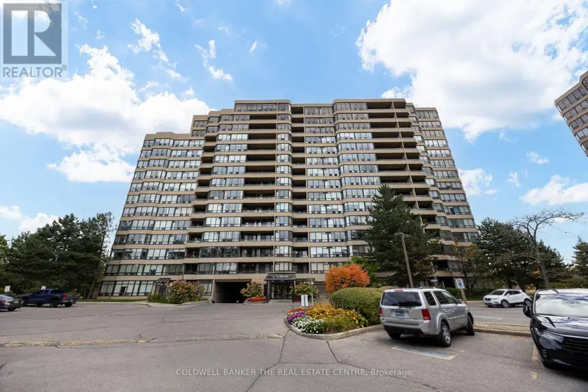 Apartment at PH22 - 32 CLARISSA DRIVE, Richmond Hill