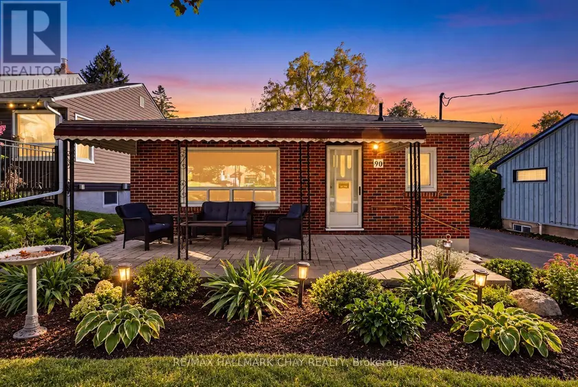 Detached at 90 ROXBOROUGH ROAD, Newmarket