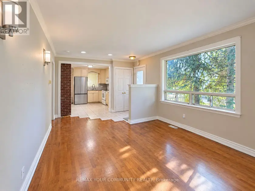 Detached at 8 HILLSIDE AVENUE, Vaughan