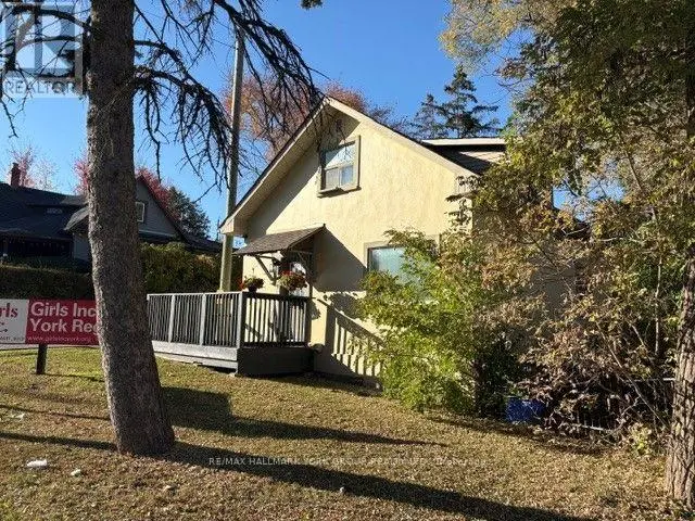 Other at 154 WELLINGTON STREET E, Aurora
