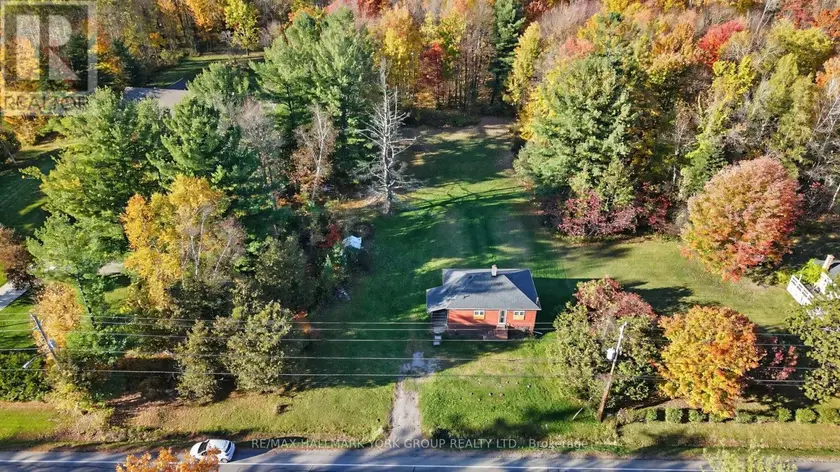 Detached at 450 QUEENSVILLE SIDE ROAD W, East Gwillimbury