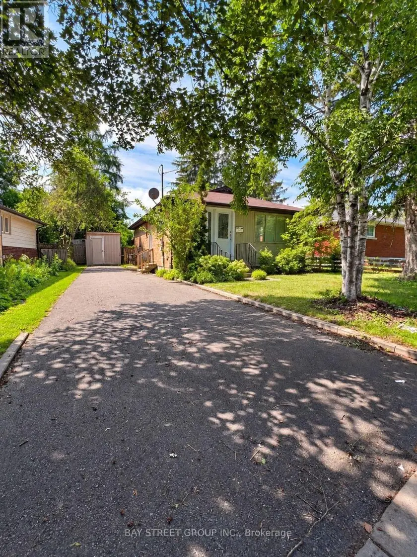 Detached at 65 DUNNING AVENUE, Aurora