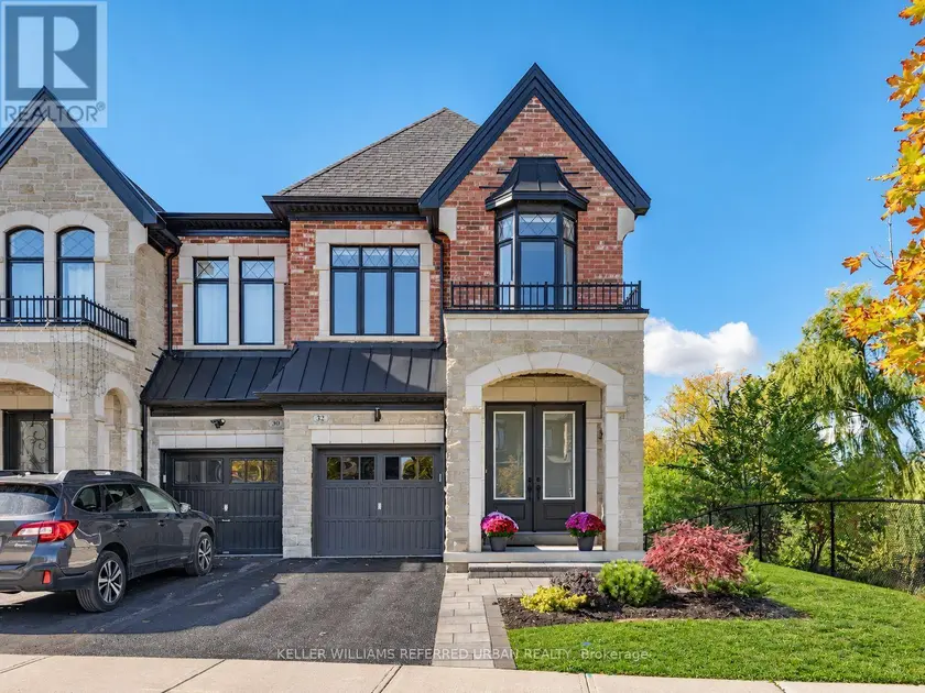 Semi-Detached/Link at 32 GREAT HERON COURT, King